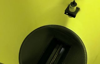 Ruth van der Haar voerbak met sensor